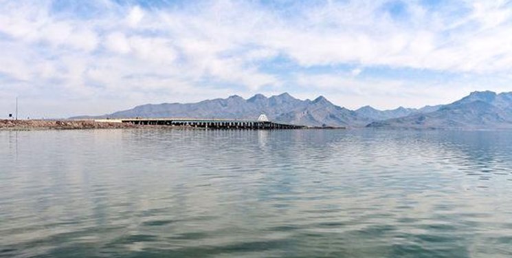 کاهش سطح تراز دریاچه ارومیه و چالش آب اصلی ترین مشکلات زیست محیطی آذربایجان‌غربی