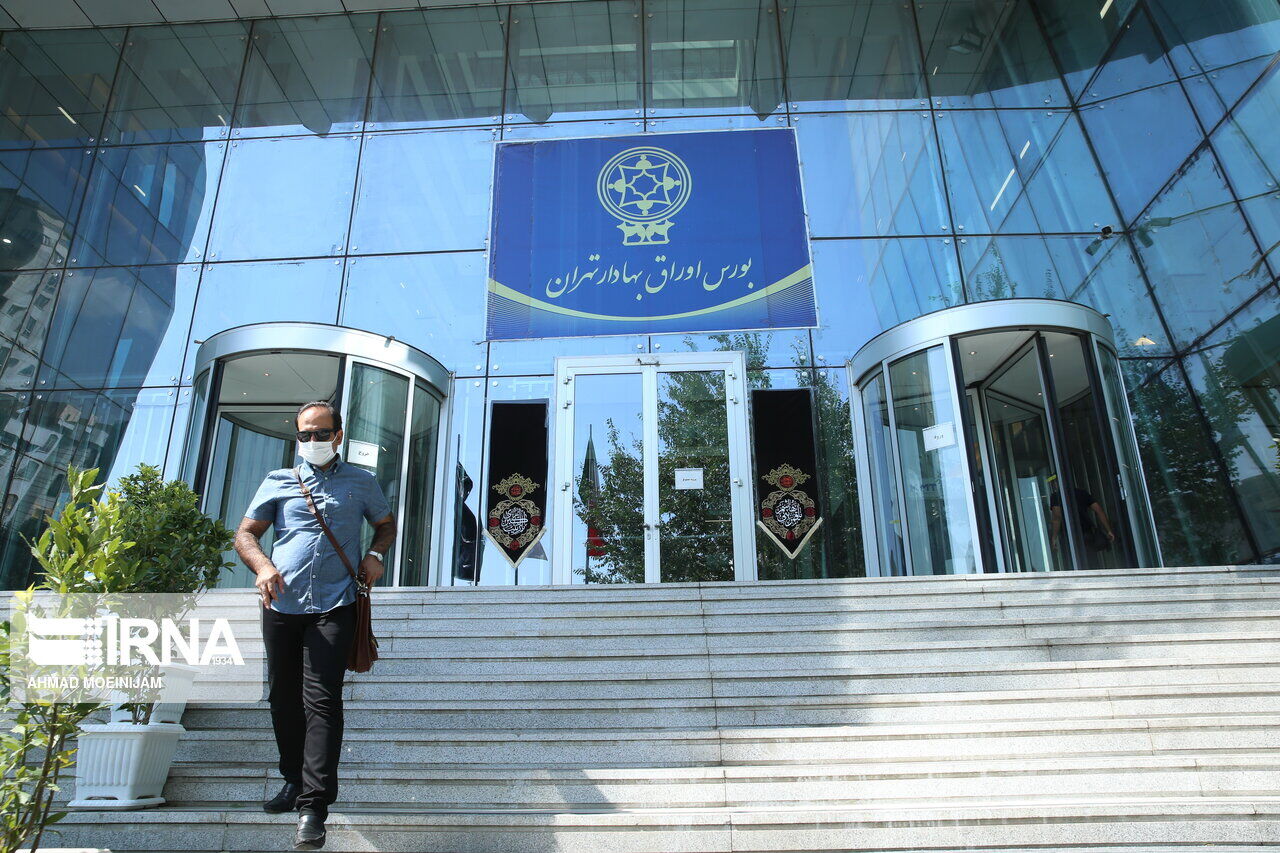 مدیرعامل بورس اوراق بهادار تهران منصوب شد