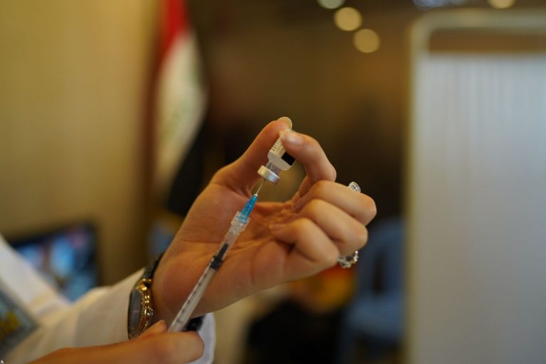 واکسن هراسی مهم‌ترین علت آمار پایین واکسیناسیون در قم است