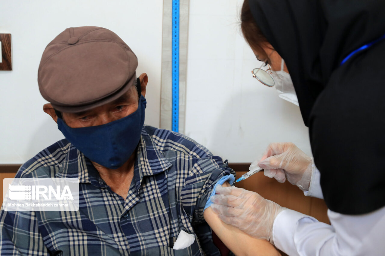 واکسیناسیون کرونا بیش از ۷ هزار تبعه خارجی در بیرجند آغاز شد