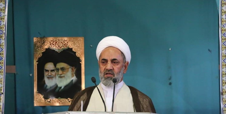 انتقاد شدید امام جمعه رفسنجان از کم‌کاری مسئولان در حوزه غیرت دینی