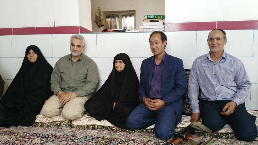 اولین سخنرانی عمر سردار سلیمانی/ حاج قاسم 12 بهمن 57 کجا بود؟ +تصاویر