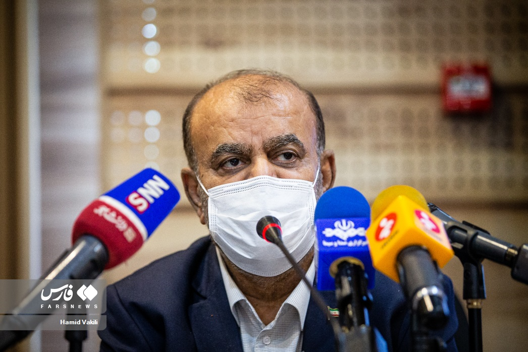 تجلیل از خانواده شهدای هواپیمای اوکراینی/ قاضی‌زاده: جز شرمندگی، سخنی نمی‌توان گفت
