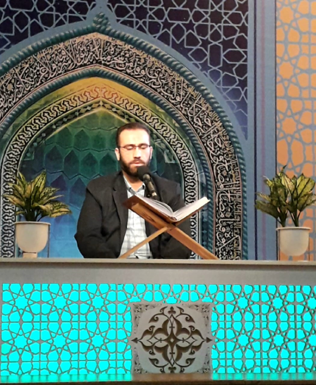 تولید تلاوت تلویزیونی با حضور قاریان ممتاز استان همدان+تصاویر