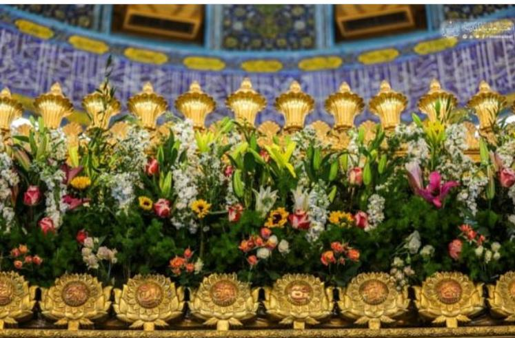 حرم امام علی(ع) در سالروز میلاد فاطمه زهرا(س) گلباران شد+عکس و فیلم