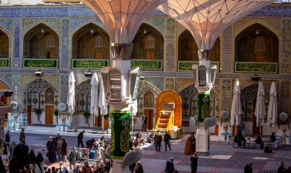 حرم امام علی(ع) در سالروز میلاد فاطمه زهرا(س) گلباران شد+عکس و فیلم