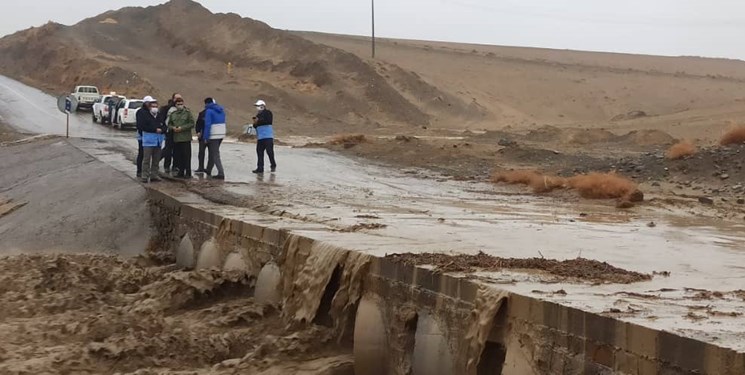 راه دسترسی ۱۳۰ روستای کرمان مسدود است/ دستور تخلیه روستاهای کنار رودخانه