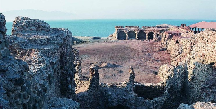 سیل شرق هرمزگان| از حضور دلگرم‌کننده سرلشکر سلامی در جمع سیل‌زدگان تا جبران خسارات کشاورزان توسط دولت