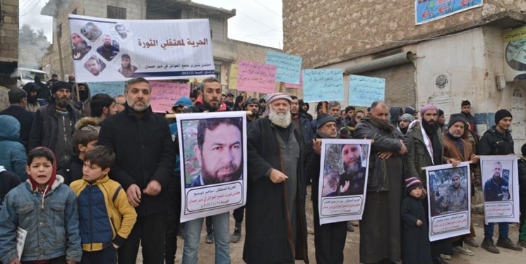 مردم ادلب علیه جبهه النصره به خیابان آمدند