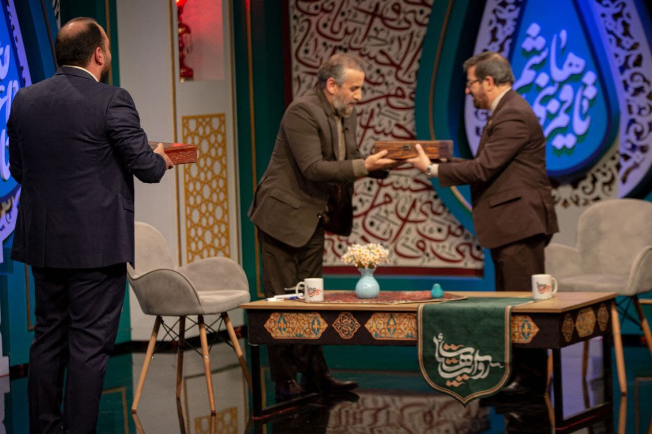 مطالبه «هیأت، باید هیأت بماند» چه معنایی داشت؟/ 200 مداح فردا به دیدار رهبری می‌روند