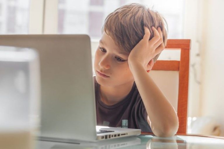 اینترنت چگونه برای دانشآموزان امن میشود