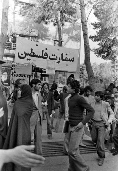 تسخیر یک لانه جاسوسی دیگر/ انقلاب اسلامی 8 روزه تکلیفش را با اسراییل معلوم کرد