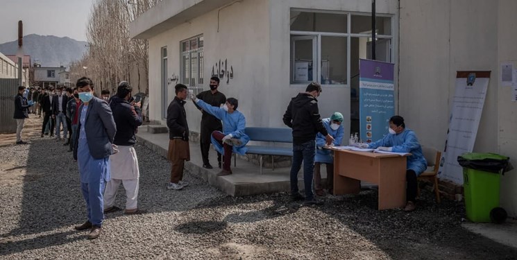 تعطیلی ۳۲ مرکز درمان کرونا در افغانستان