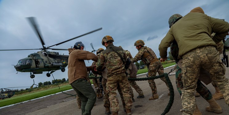 دستور تخلیه ۱۵۰ مربی نظامی آمریکا از اوکراین صادر شد