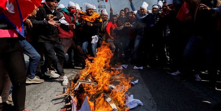 زد و خورد شدید پلیس نپال با معترضان به کمک مالی دولت آمریکا