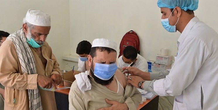سازمان جهانی بهداشت: بیش از ۴ میلیون نفر در افغانستان واکسن کرونا دریافت کرده‌اند