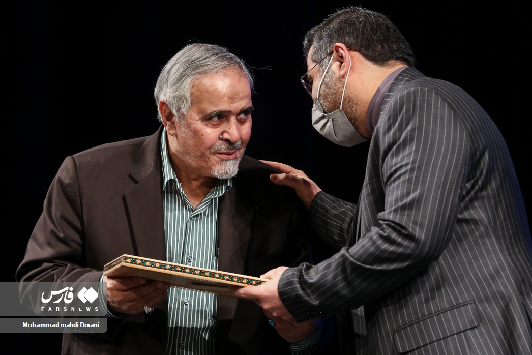 شانزدهمین جشنواره شعر فجر برگزیدگان خود را شناخت+اسامی