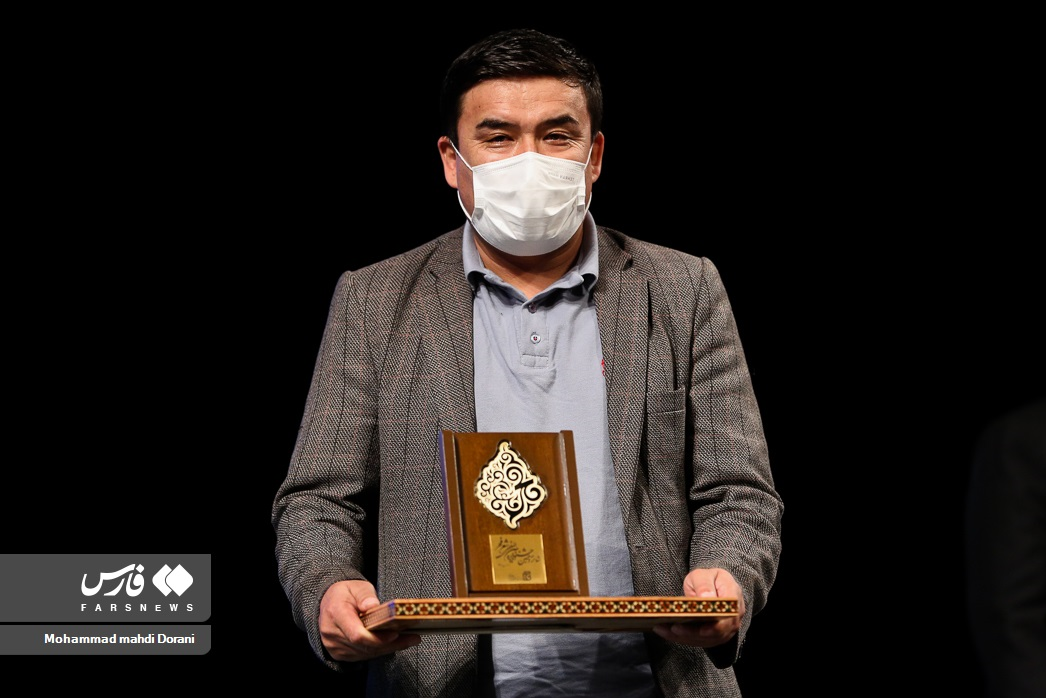 شانزدهمین جشنواره شعر فجر برگزیدگان خود را شناخت+اسامی