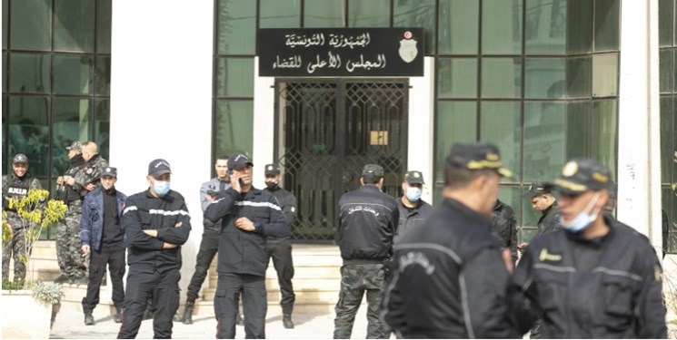 شورای عالی قضایی تونس به دستور رئیس جمهور پلمب شد