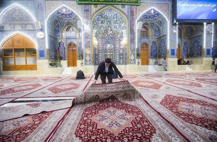 فرش‌های حرم امام حسین(ع) نو شد+عکس
