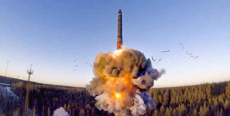 قدرت‌نمایی روسیه با پرتاب موشک‌های مافوق صوت در رزمایش هسته‌ای+فیلم