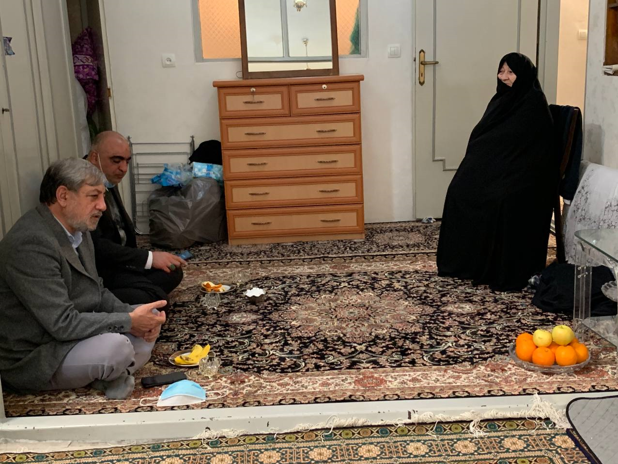 مدیرکل بنیاد شهید تهران در نخستین روز کاری به زیارت مزار شهدای گمنام رفت