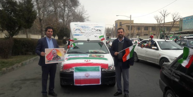 مردم البرز یک بار دیگر برای تجدید میثاق با آرمان‌های انقلاب پا در میدان گذاشتند+ عکس