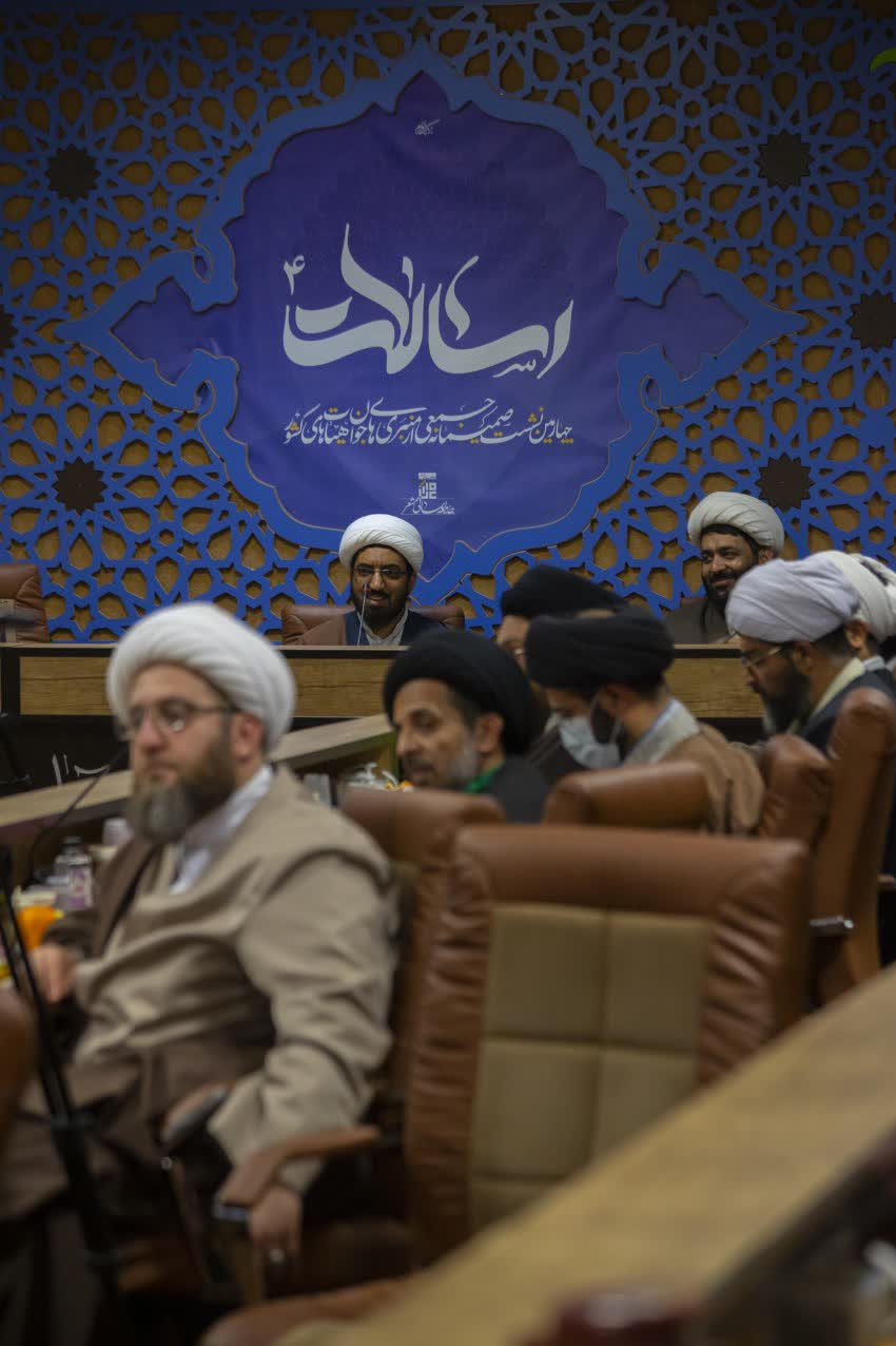 منبری‌های جوان برای اقامه جهاد تبیین هم‌عهد شدند +عکس