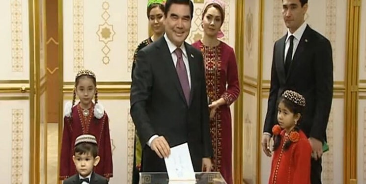 آغاز انتخابات زودهنگام ریاست جمهوری در ترکمنستان