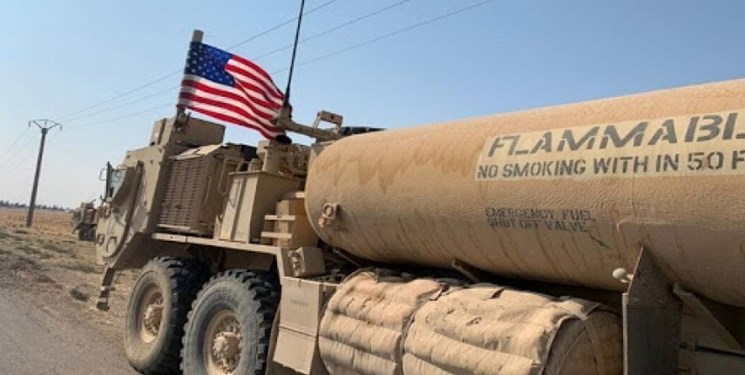 آمریکا ۶۵ کامیون حامل نفت و گندم سرقتی از سوریه را به شمال عراق فرستاد