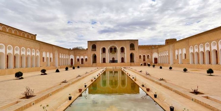 بزرگترین خانه خشتی جهان در رفسنجان میزبان گردشگران نوروزی/بازدید ۳۵ هزار نفر از اماکن تاریخی و گردشگری شهرستان