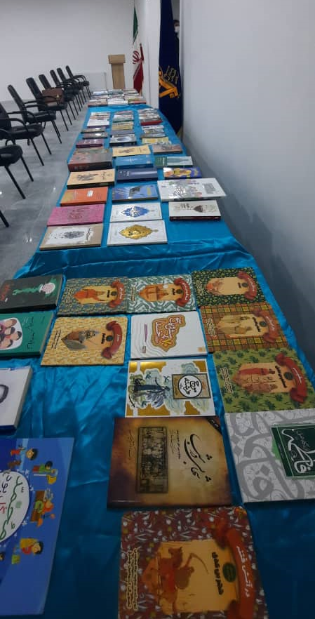 بسیجی‌ها در 10 مسجد کتابخانه راه‌ انداختند + عکس
