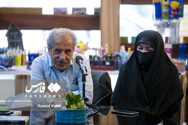 خسرو باباخانی در «ویولن‌زن روی پل» شعبده‌های ترک اعتیاد را به چالش می‌کشد