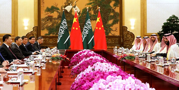 عربستان در فکر فروش نفت به چین با «یوآن»