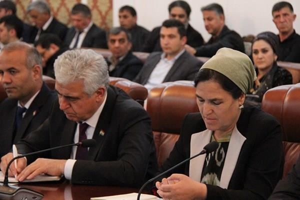همایش مشترک تجار و فعالان اقتصادی تاجیکستان و ایران+تصاویر