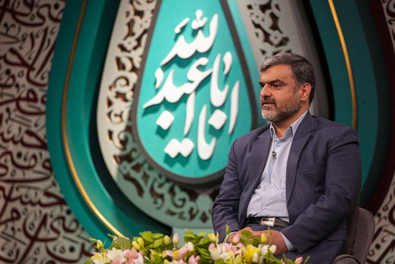 هوشیار: خواندن در استودیو، خوانندگی است نه مداحی/ پرئی: مکان خواندن تعیین‌کننده نیست