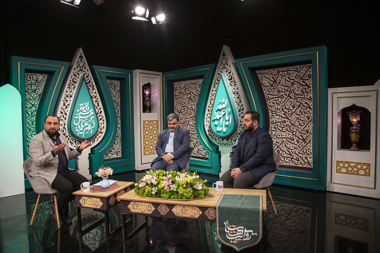 هوشیار: خواندن در استودیو، خوانندگی است نه مداحی/ پرئی: مکان خواندن تعیین‌کننده نیست