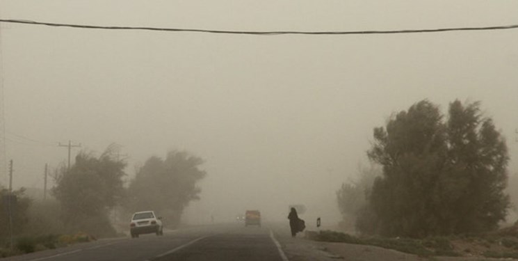 وزش باد شدید همراه با خیزش گرد و خاک در کرمان/ کاهش محسوس دما از پنج شنبه