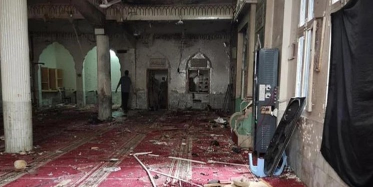پلیس پاکستان: عامل حمله انتحاری به نمازگزاران در پیشاور تبعه افغانستان بود