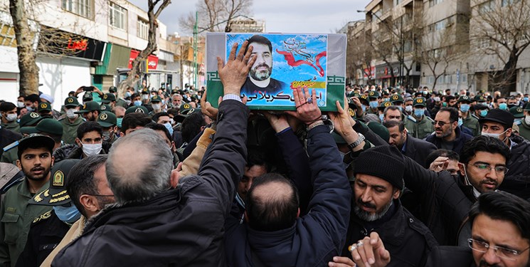 پیکر ۲ شهید مدافع حرم در تهران تشییع شد/ جزییات بیش‌تر از مراسم تدفین