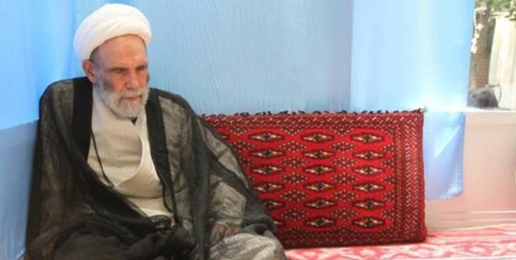 آقامجتبی تهرانی: خدا از اول شب جمعه رمضان تا طلوع فجر پذیرای توبه بندگان است