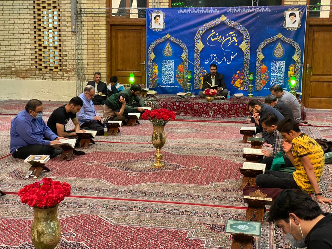 برپایی محفل اُنس با قرآن برای اولین‌بار در شب‌های ماه مبارک مسجد ارک +عکس