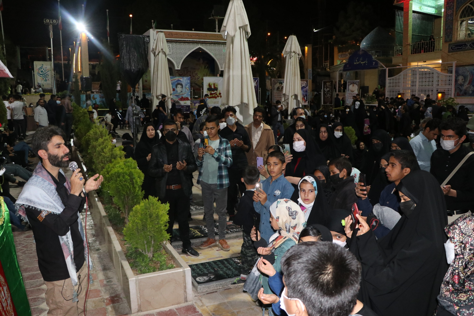 برگزاری مراسم یادبود شهدای دانش‌آموز افغانستانی در کرمان
