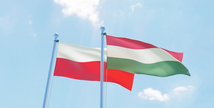 تعلیق روابط لهستان با مجارستان به دلیل حمایت از روسیه
