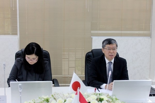 تقویت همکاری‌های گمرکی محور دیدار مقامات تاجیکستان و ژاپن