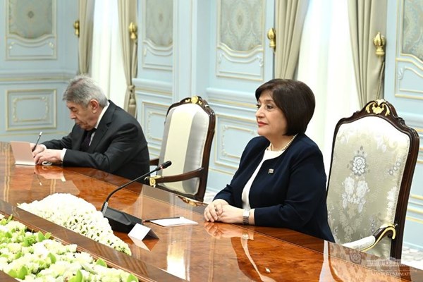 رئیس پارلمان آذربایجان با رئیس جمهور ازبکستان در «تاشکند» دیدار کرد
