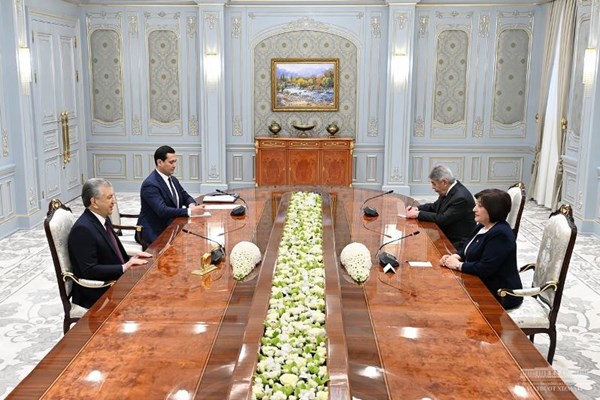 رئیس پارلمان آذربایجان با رئیس جمهور ازبکستان در «تاشکند» دیدار کرد