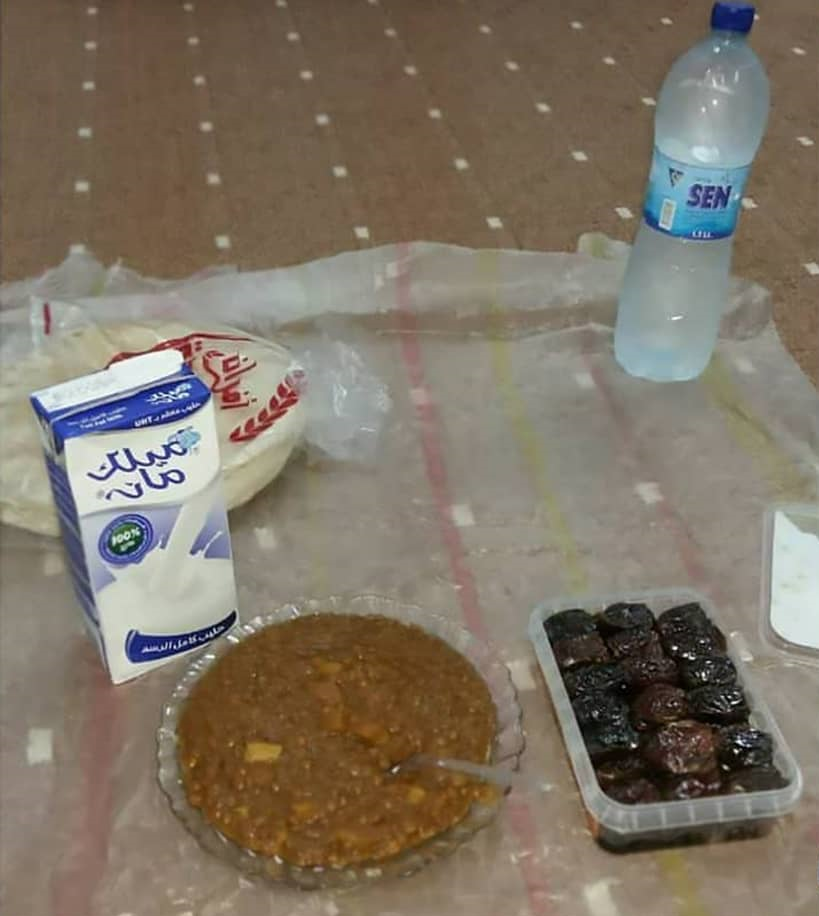 سفره افطار مدافعان حرم+عکس