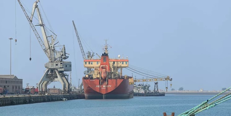 غارت نفت یمن توسط ائتلاف سعودی به روایت آمار و ارقام