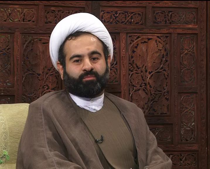 فارس من| مدیریت اقتصادی پیامبر (ص) و رفع تحریم‌ها در بی‌خبری فائزه هاشمی